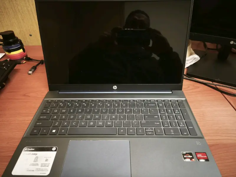 Laptop HP en buen estado - 2