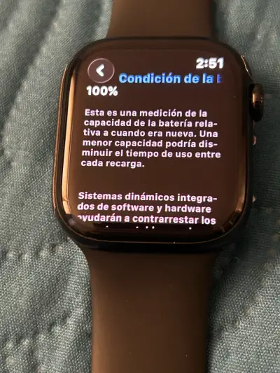 Apple Watch con correa negra y caja original - miniatura 5