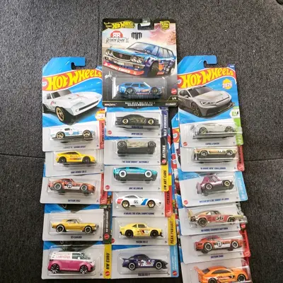Lote hotwheels + 1 premium - miniatura 1