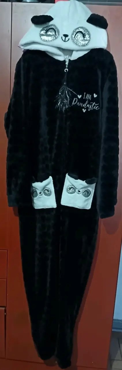 Pijama enterizo de panda para mujer