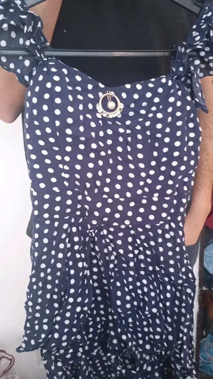 Vestido azul de lunares con volantes - 2