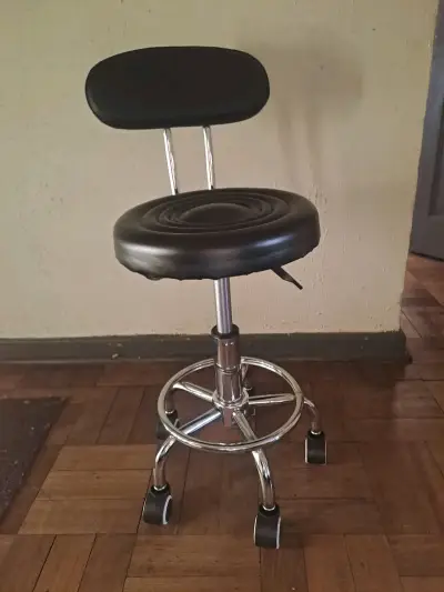 Silla giratoria de oficina con respaldo - miniatura 2