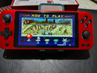 Consola portátil retro roja - miniatura 1