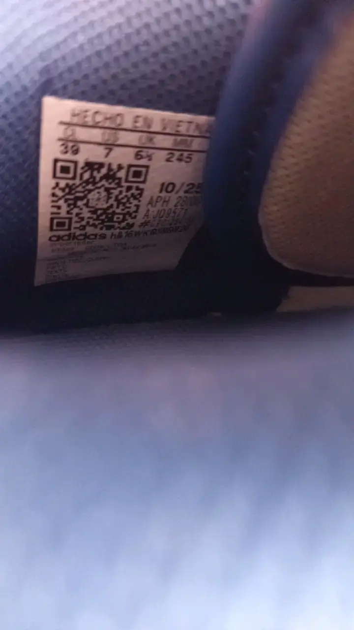 Zapatillas Adidas deportivas blancas y azules - 5