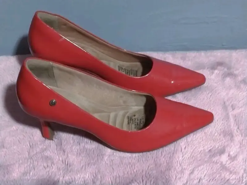 Zapatos de tacón rojo elegante para mujer - 1