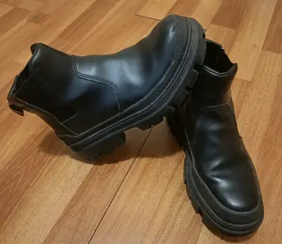Botines de cuero negro Caterpillar - miniatura 1