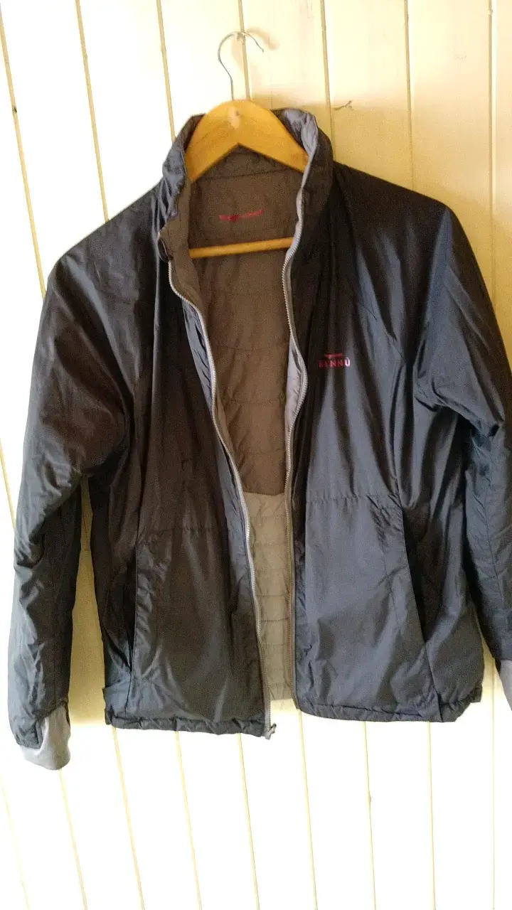 Chaqueta reversible gris y negra Kanni talla S - 2