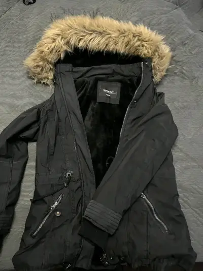 Parka negra con capucha desmontable Wados - miniatura 2