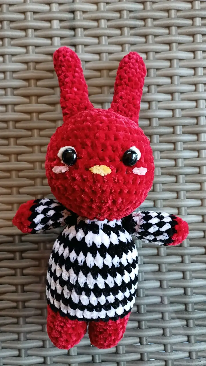 Muñeco de peluche Bodoque tejido a mano