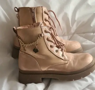 Botines de niña rosa dorado. Talla 31. - miniatura 2
