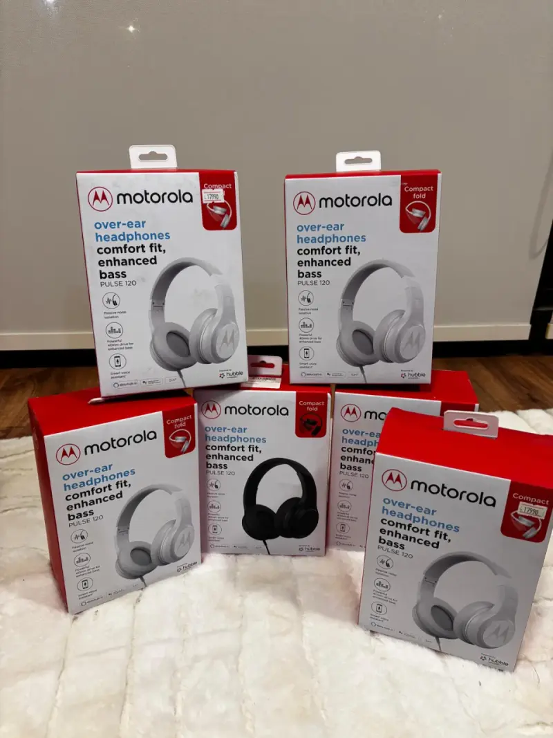 Auriculares Motorola Pulse 120 con ajuste cómodo y bajos mejorados