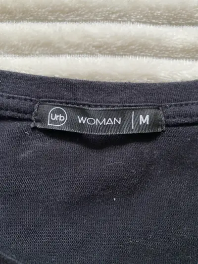 Polera negra con nudo para mujer talla M - miniatura 3