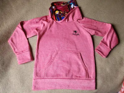 Polerón rosado con cuello estampado Buffalo - miniatura 2
