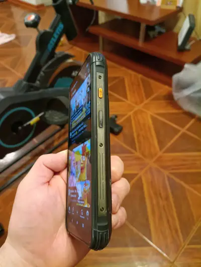 Smartphone resistente Cubot con triple cámara - miniatura 5