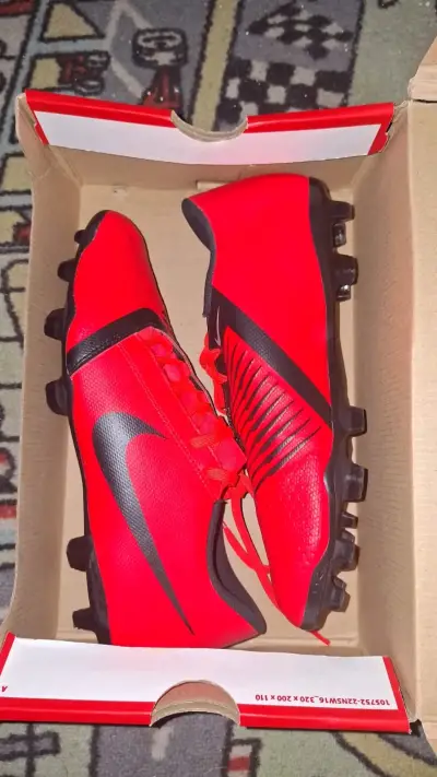 Botines de fútbol Nike Phantom Venom rojos - miniatura 2