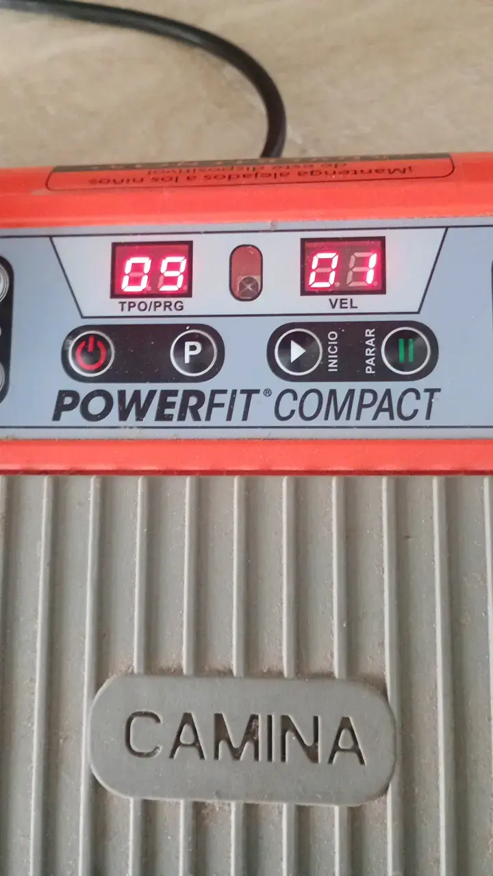 Plataforma Vibratoria Powerfit Compact para Ejercicio - 3