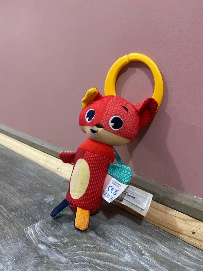 Juguete de peluche colgante para bebé - 1