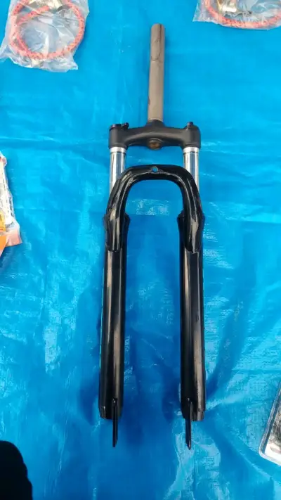 Horquilla de suspensión para bicicleta Totem - miniatura 3