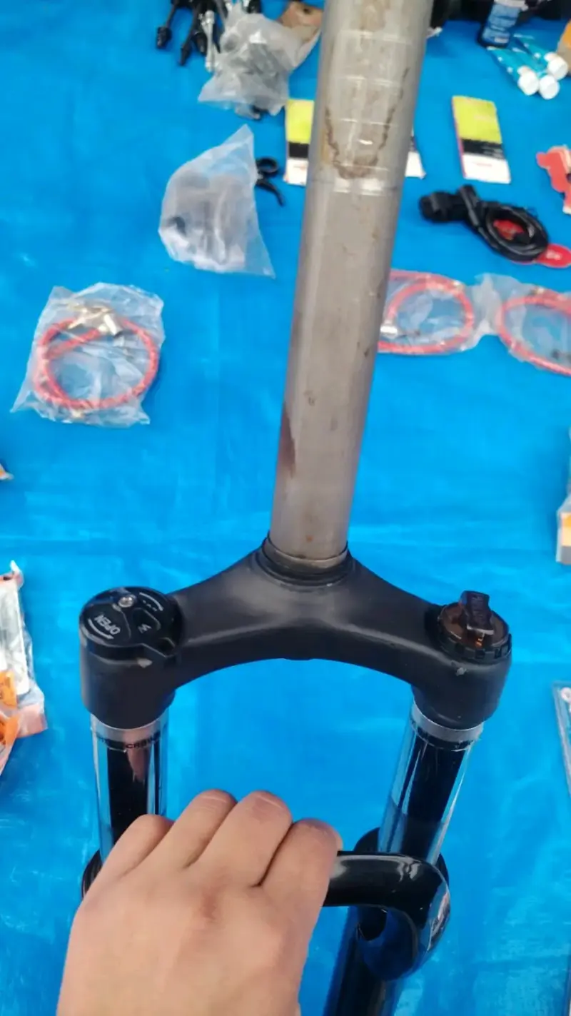 Horquilla de suspensión para bicicleta Totem - 4