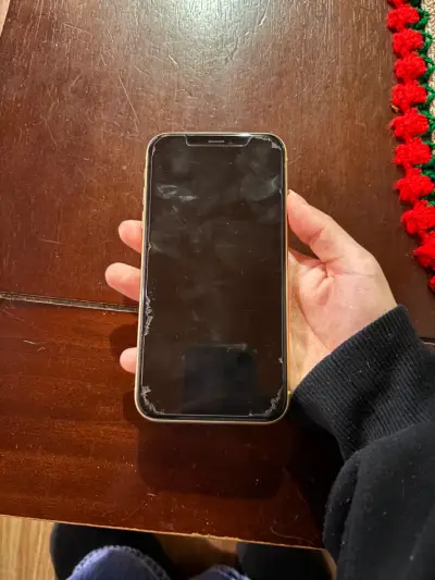iPhone XR amarillo en buen estado - miniatura 2