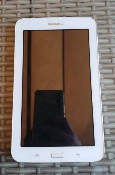 Tablet Samsung Galaxy Tab 3 Lite 7.0 SM-T110 - miniatura 2