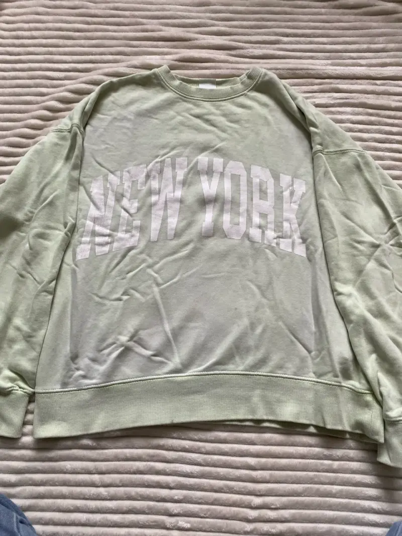 Polerón verde claro con estampado 'New York' - 1