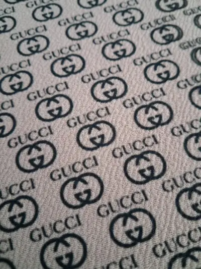 Tela estampada Gucci beige y negro - miniatura 2