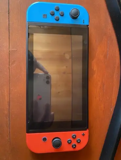 Nintendo Switch V2 - miniatura 1