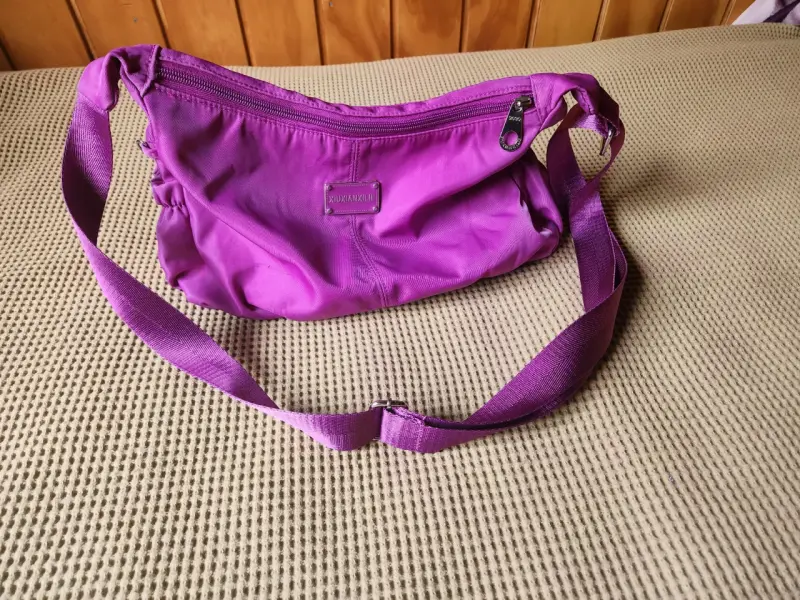 Bolso bandolera morado casual - 1