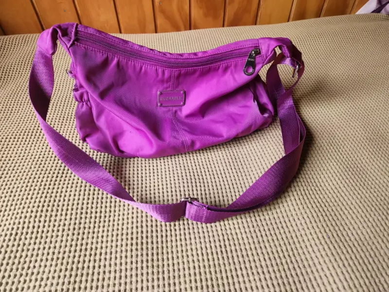 Bolso bandolera morado casual - 2