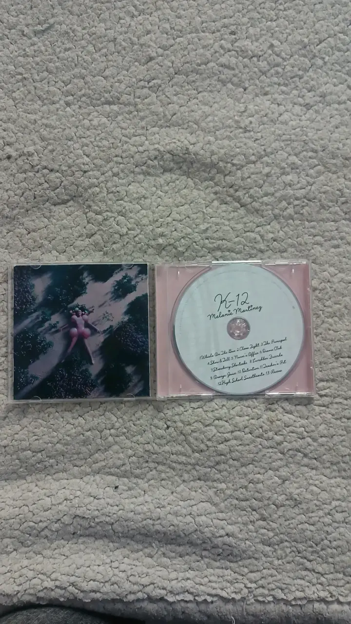 CD álbum K-12 de Melanie Martinez - 2