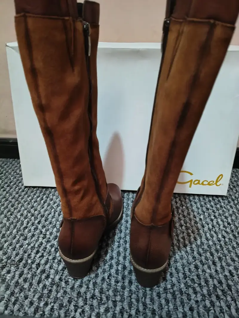 Botas de cuero marrón con plataforma y cierre lateral - 4