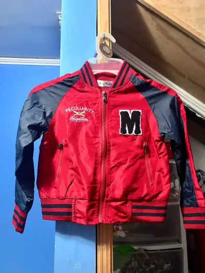 Chaqueta Varsity NY negra y beige - miniatura 3