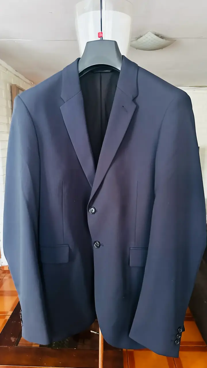 Blazer azul marino para hombre elegante