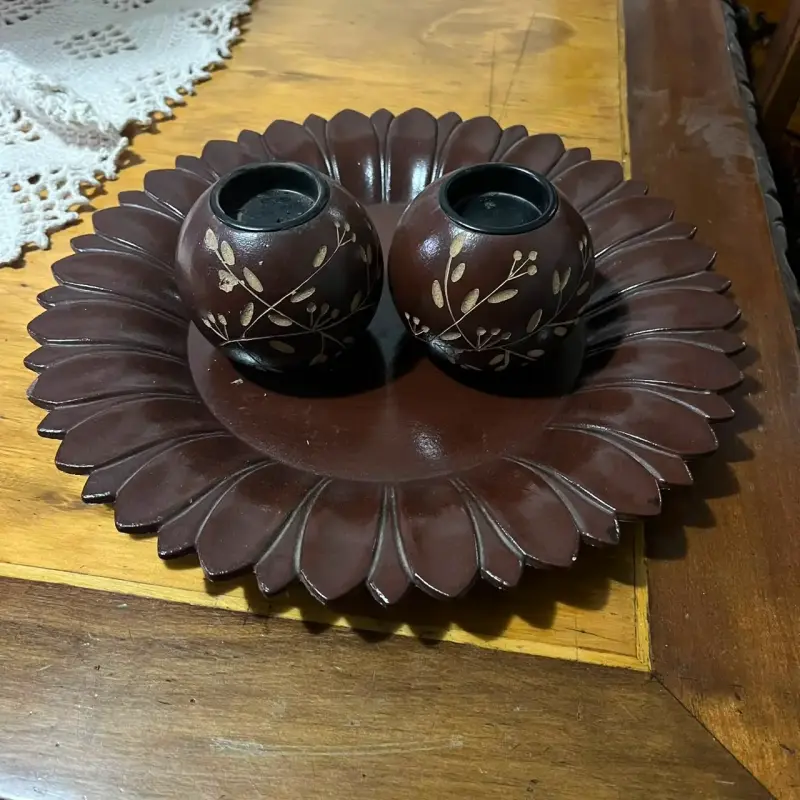 Set de Porta Velas de Madera Tallada