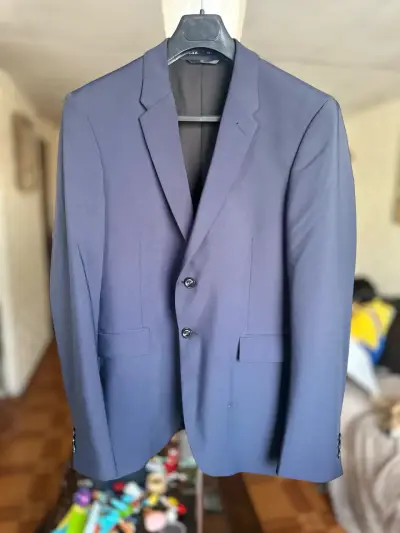 Blazer azul marino para hombre elegante - miniatura 4