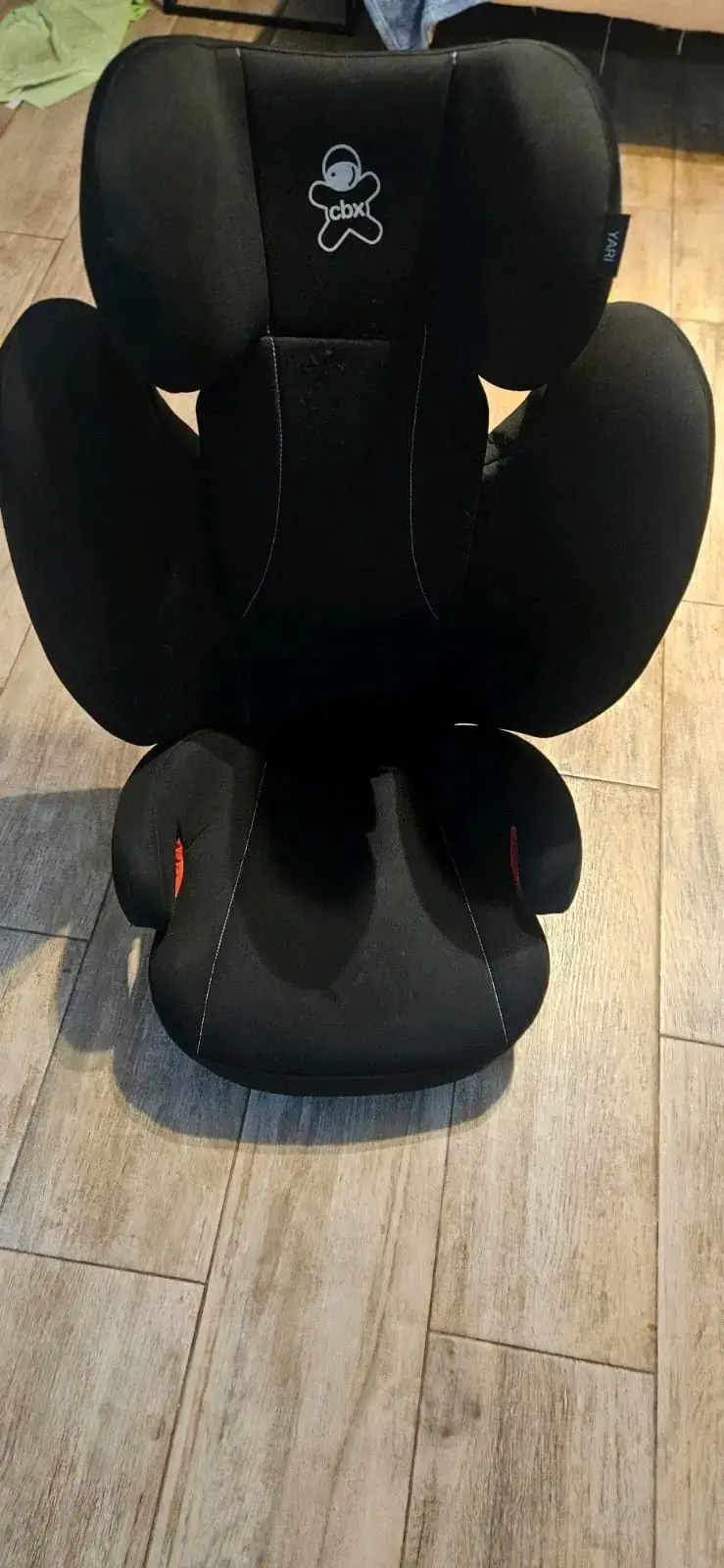 Silla de Auto para Niños CBX Yari Negra