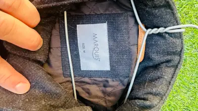 Chaqueta negra de lana para hombre - miniatura 5