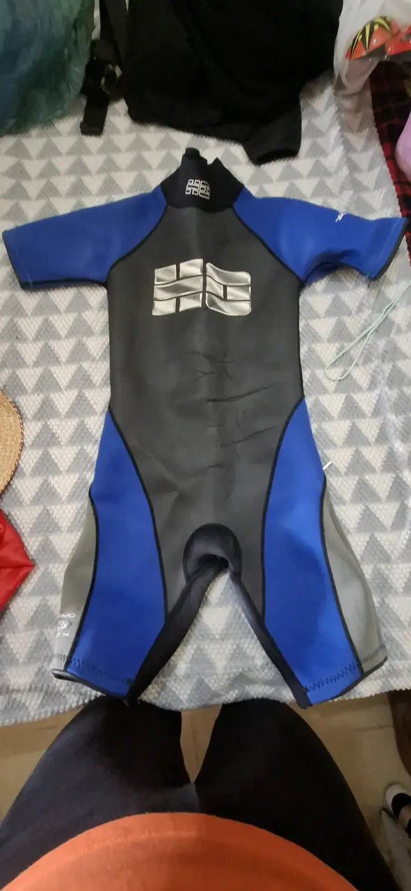 Traje de Neopreno Infantil Azul y Negro
