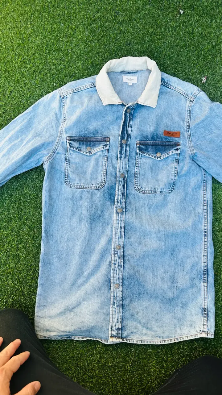 Chaqueta de mezclilla Pepe Jeans azul claro