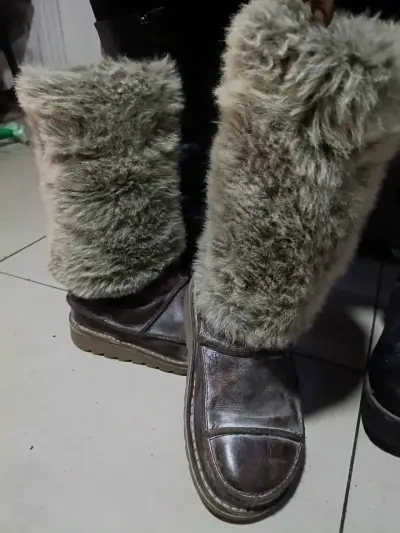 Botines de cuero gris con cordones y tacón - miniatura 3