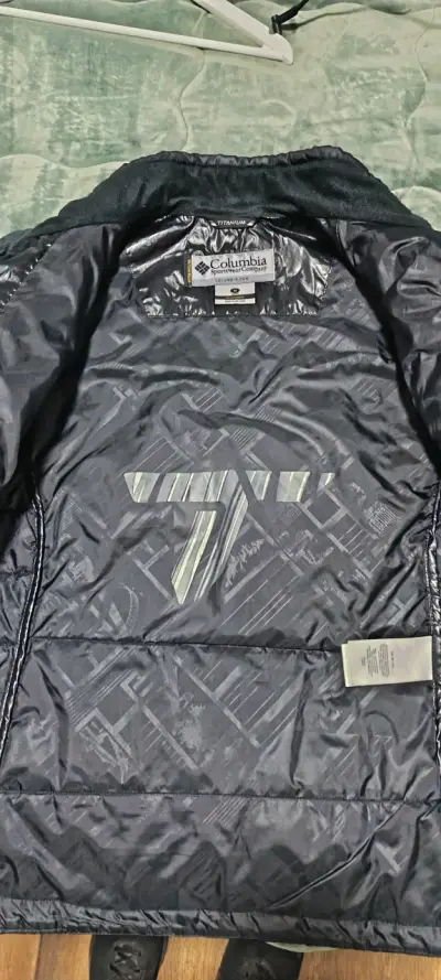 Chaqueta Columbia Titanium Negra Talla M - miniatura 2