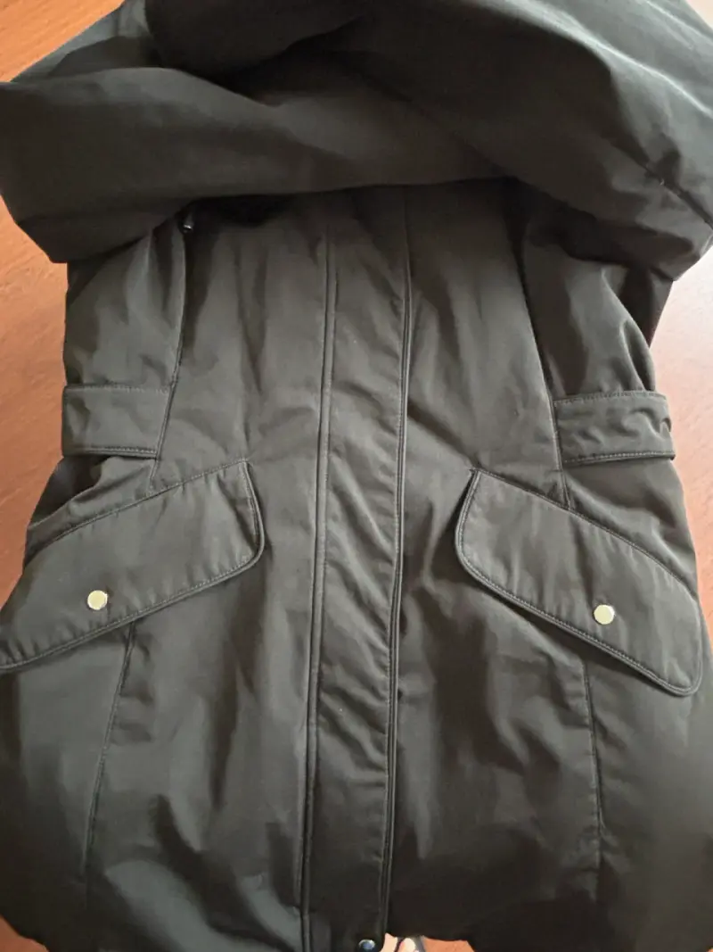 Parka Zara negra con capucha - 3