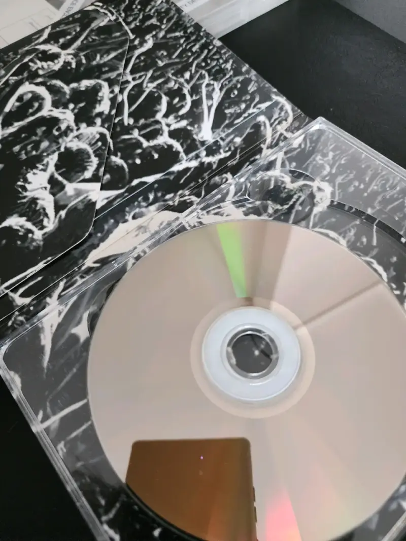 3 DVDs de música Placebo y otros - 2