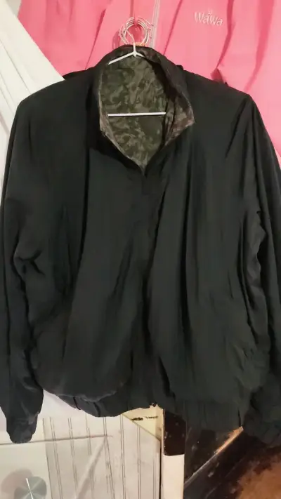 Chaqueta deportiva negra Lululemon para mujer - miniatura 2