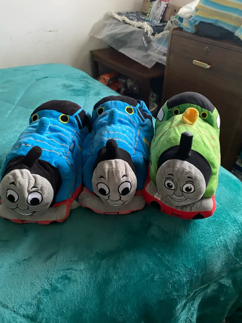 Peluches de trenes Thomas y Percy