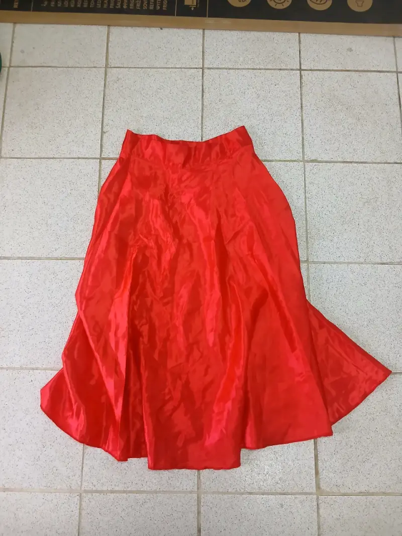 Falda larga roja brillante para mujer