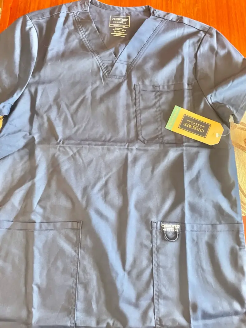 Uniforme médico Cherokee Revolution azul nuevo - 2