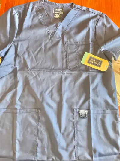 Uniforme médico Cherokee Revolution azul nuevo - miniatura 2