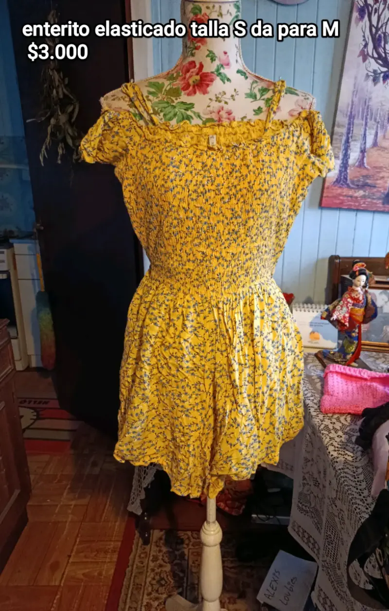 Enterito elástico amarillo floral talla S/M